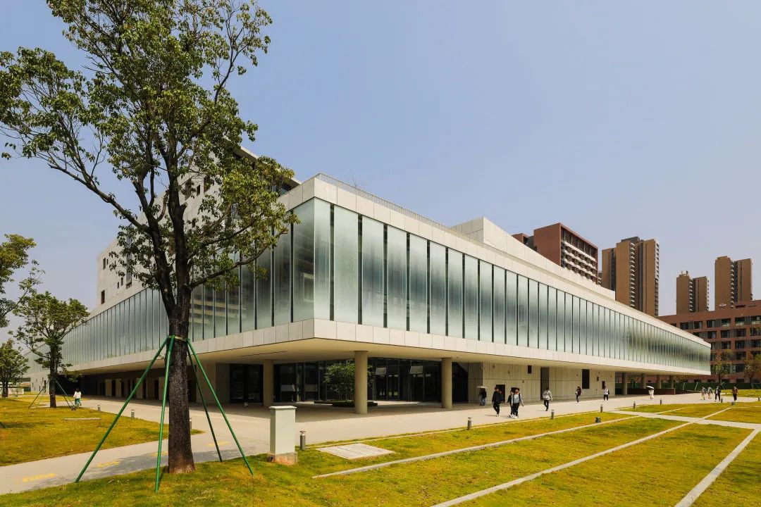 品质中装 | KAIYUN【官方网站】 开云中国大陆再获“金鹏奖”和广州市建筑装饰优质工程奖